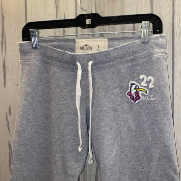 Vintage Y2K Hollister Gray Sweatpants Capri Small - Picture 2 of 8